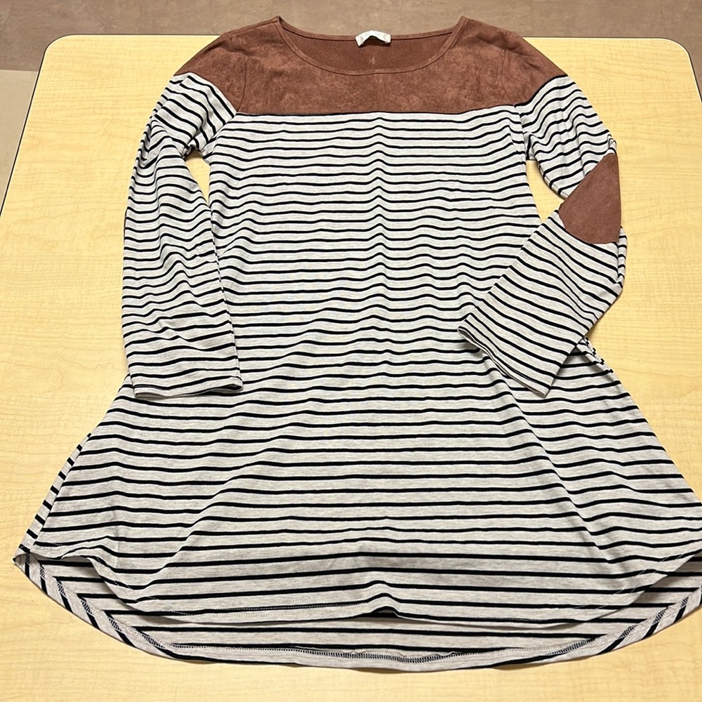 Altar’d State a line dress, size‎ small